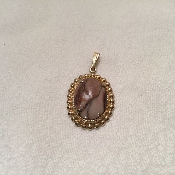 Brown Stone Cabochon Pendant - Picture 1 of 9